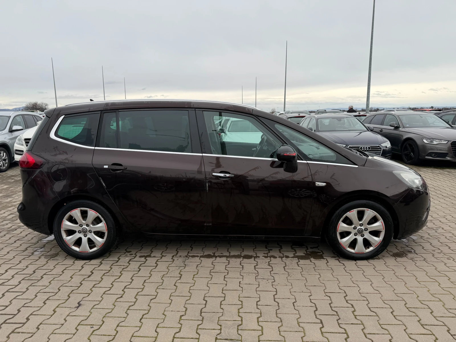 Opel Zafira 2.0TDCI NAVI/KAMERA EURO 5 - изображение 5