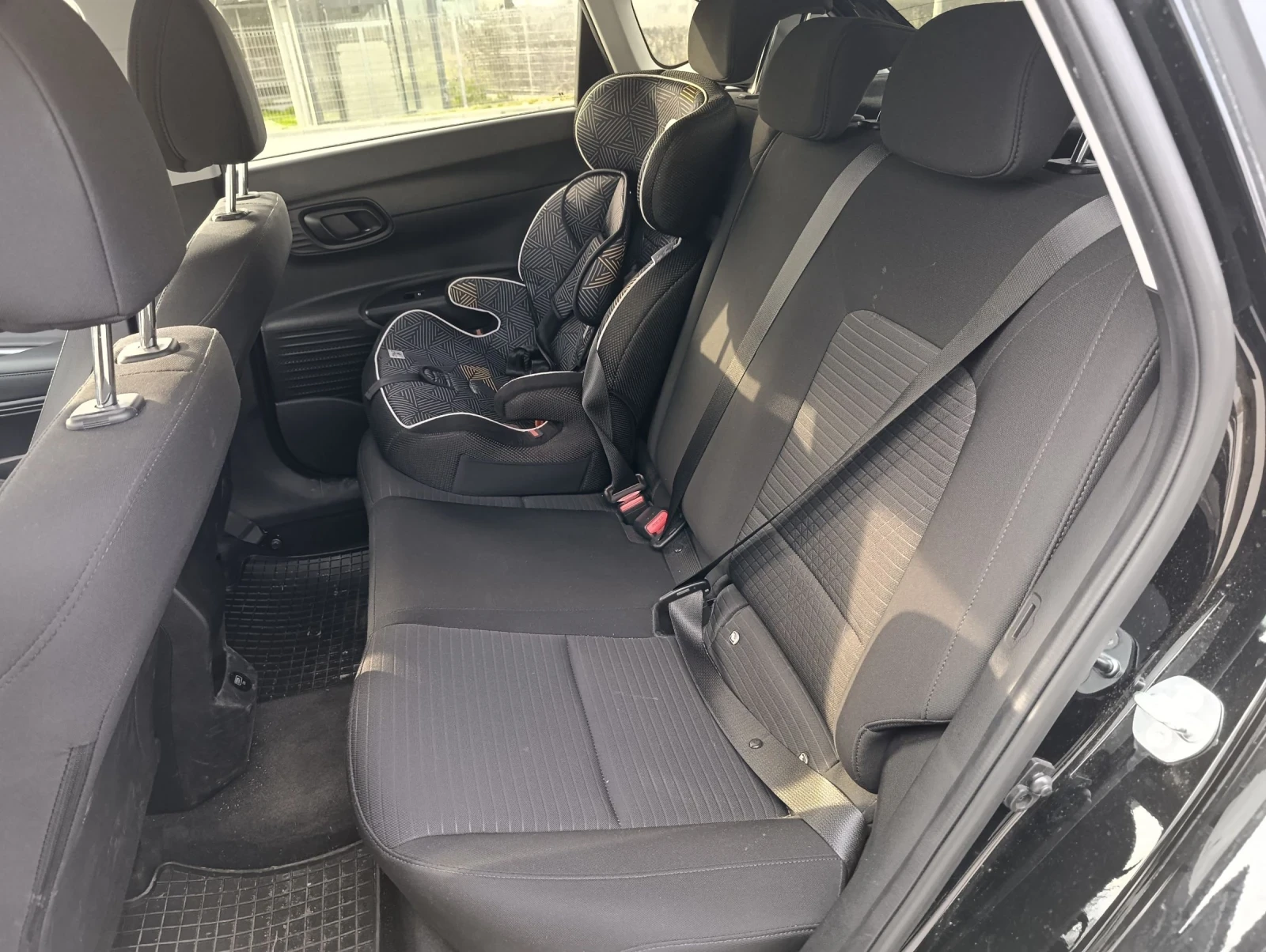 Hyundai I20  Exclusive 1.0i 100hp 19000�� ��������, ������  | Mobile.bg � ����������� 14