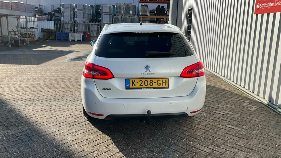 Peugeot 308 SW 1.2i Allure , снимка 4 - Автомобили и джипове - 54139700