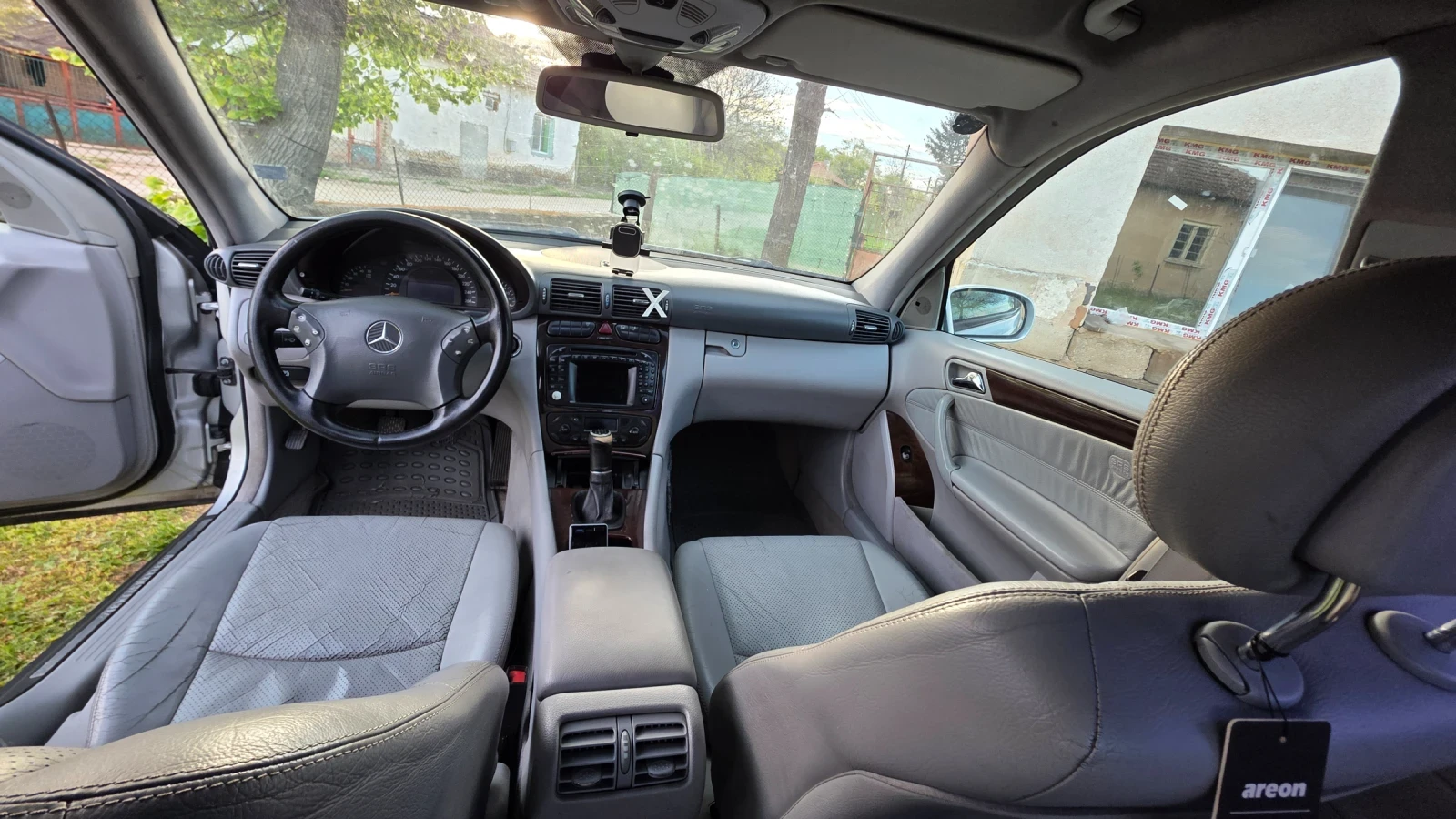 Mercedes-Benz C 270, снимка 5 - Автомобили и джипове - 54259634