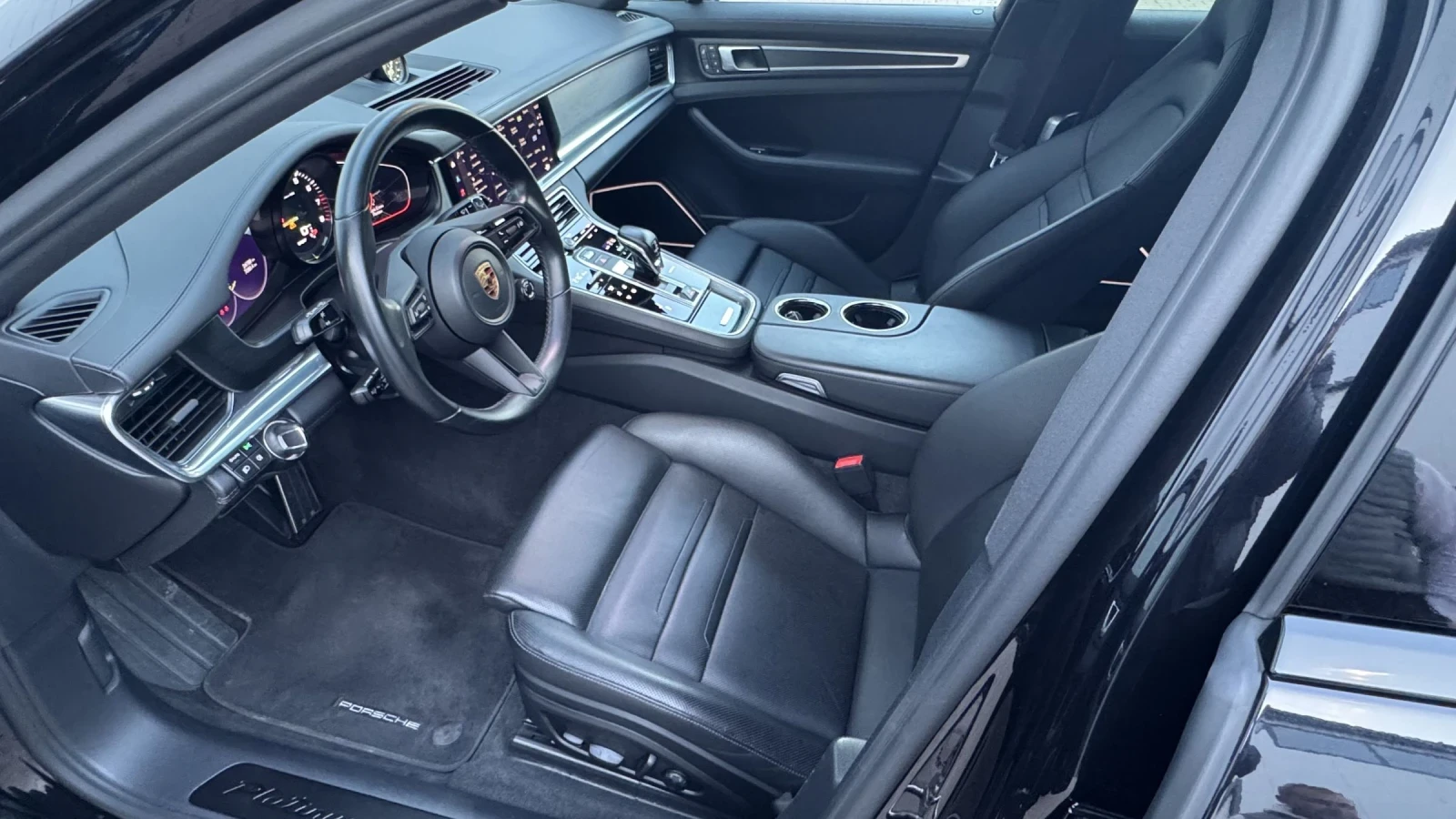 Porsche Panamera Platinum Edition* Гаранция* E-Hybrid, снимка 9 - Автомобили и джипове - 54437874