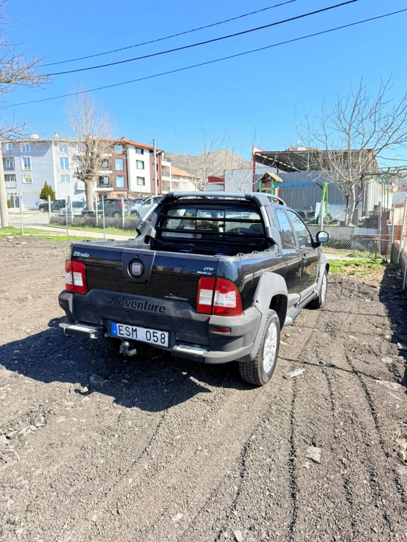 Fiat Strada Дубъл кабин, снимка 3 - Автомобили и джипове - 54733794