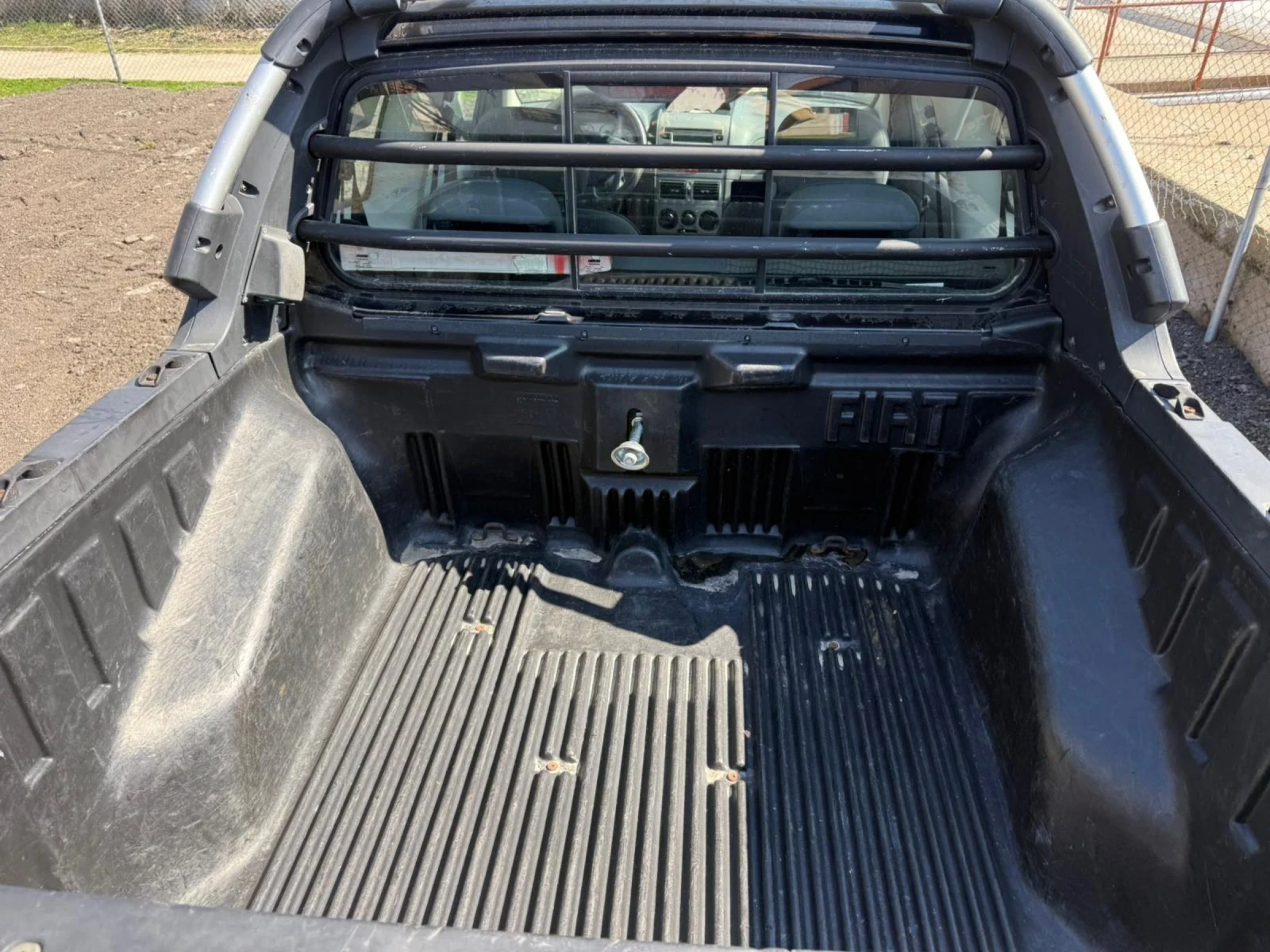 Fiat Strada Дубъл кабин, снимка 6 - Автомобили и джипове - 54733794