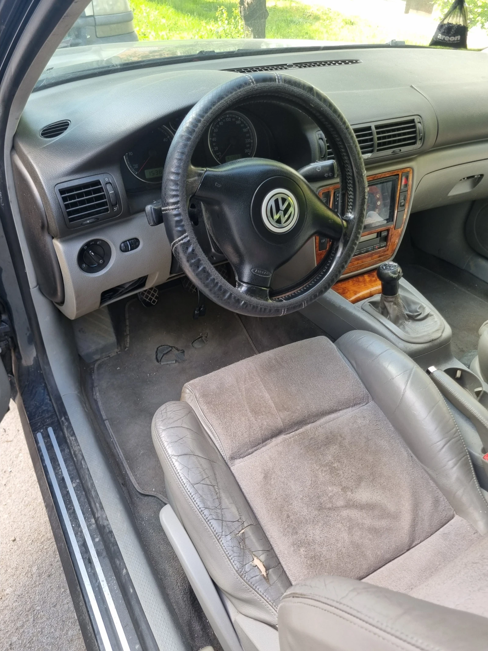 VW Passat 1.9 tdi 101кс, снимка 7 - Автомобили и джипове - 54863319
