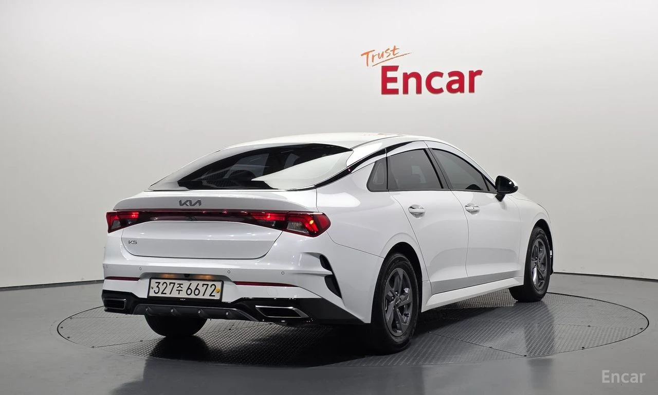 Kia K5 2.0* LPI* ПОДГРЕВ* КАМЕРА* КЕЙЛЕС* LANE* ASSIST* , снимка 2 - Автомобили и джипове - 54870279