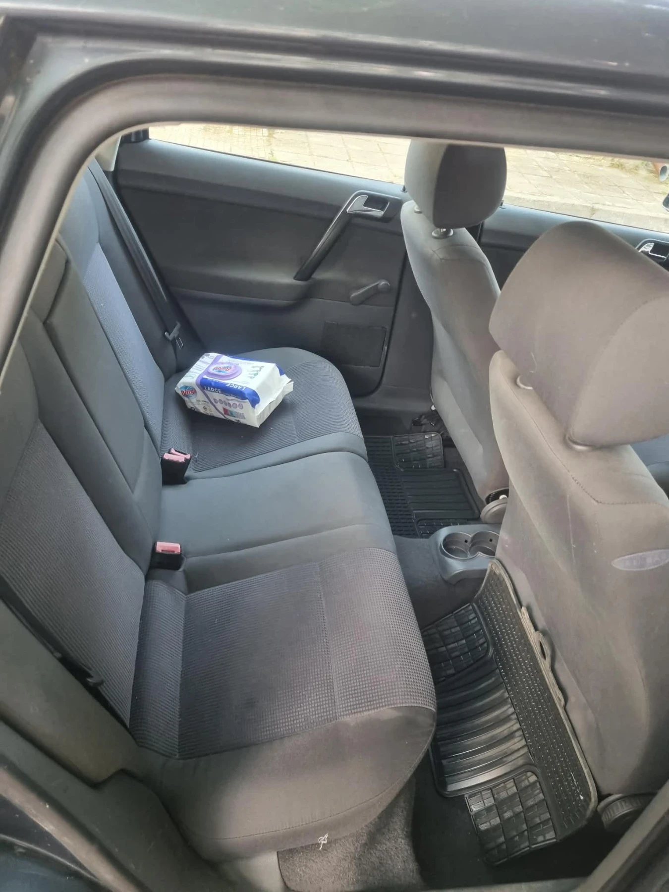 VW Polo, снимка 6 - Автомобили и джипове - 55136513