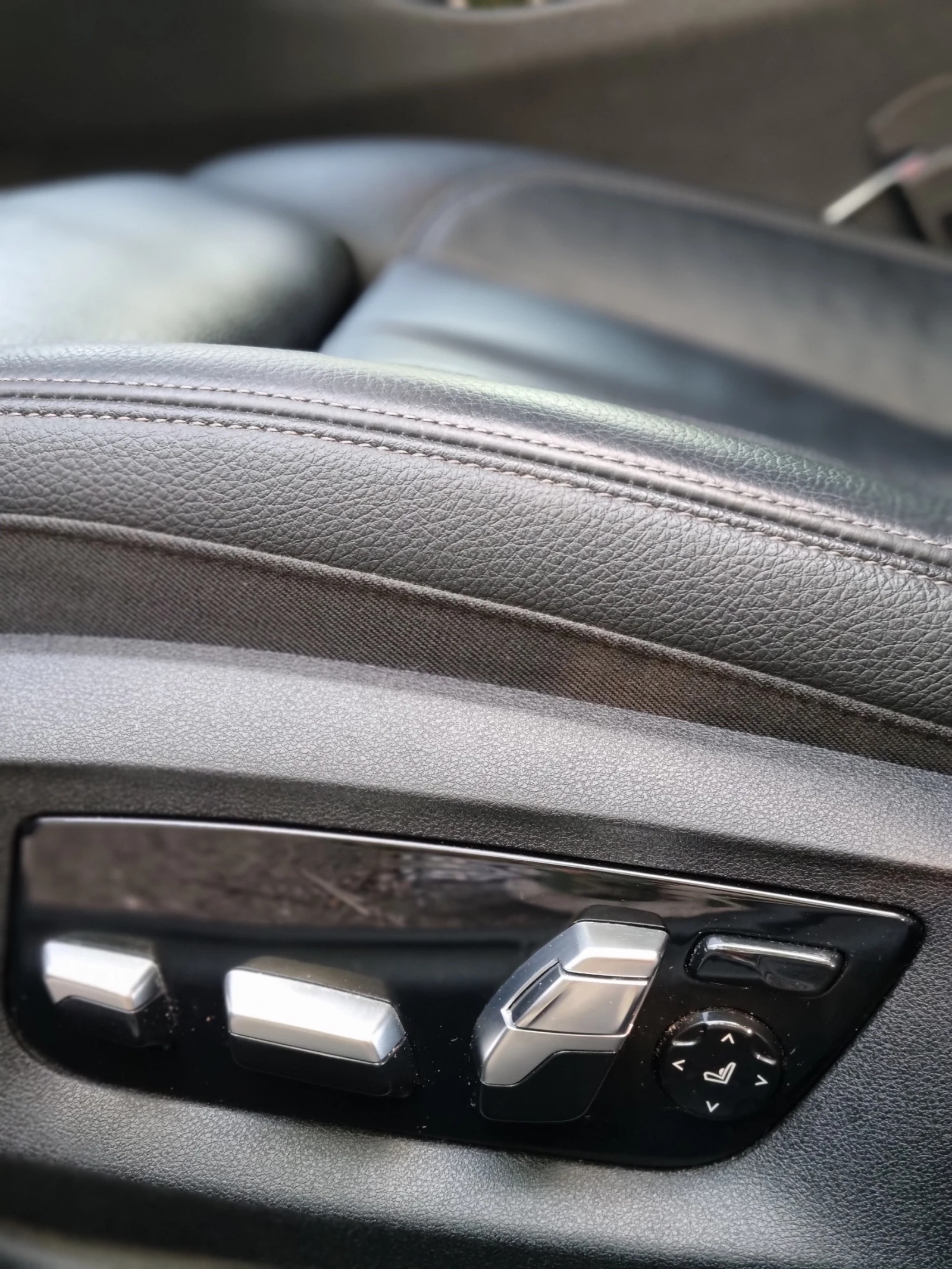 BMW 540 i В58 M pack* 360* HeadUp* Подгрев* Carplay, снимка 17 - Автомобили и джипове - 55187852