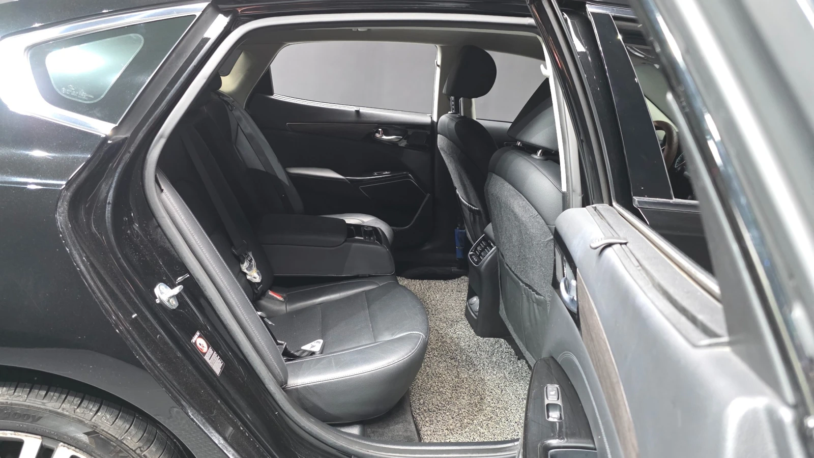 Kia K7 Premier 2.5 GDI Noblesse, снимка 15 - Автомобили и джипове - 55477139
