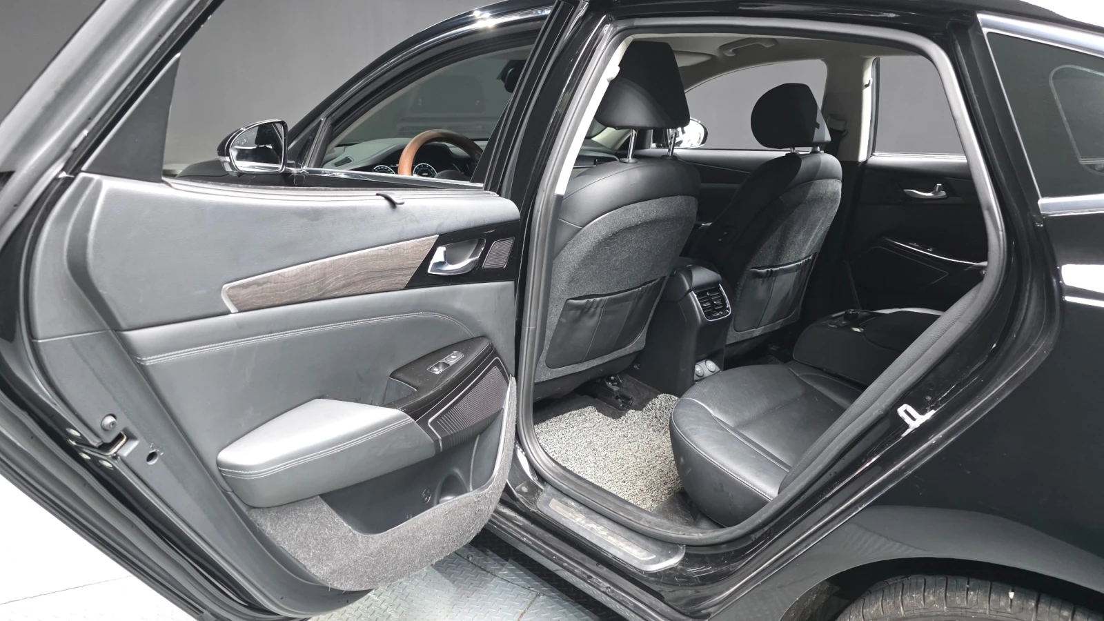 Kia K7 Premier 2.5 GDI Noblesse, снимка 13 - Автомобили и джипове - 55477139