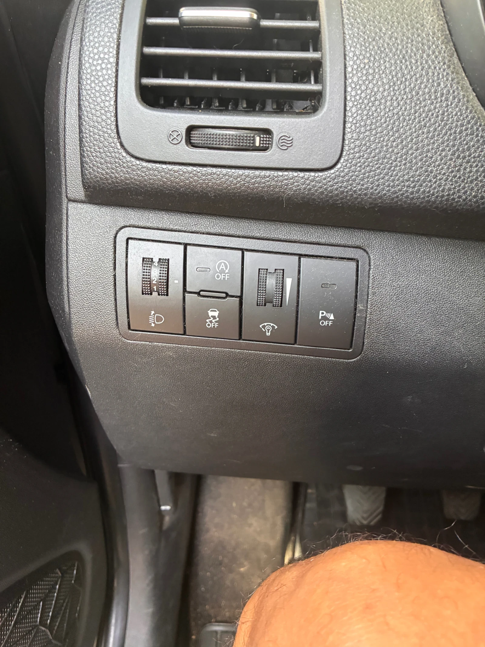 Hyundai Ix20 1.6, снимка 13 - Автомобили и джипове - 55858715
