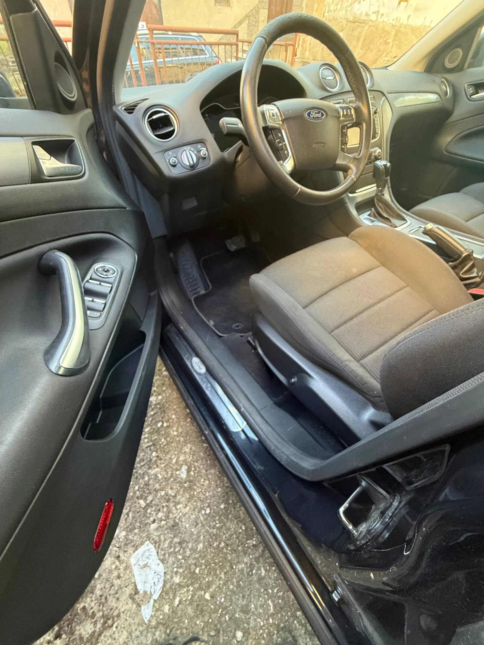 Ford Mondeo, снимка 12 - Автомобили и джипове - 56237729