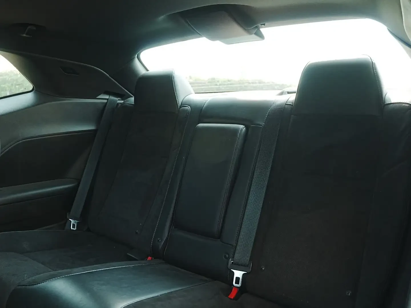 Dodge Challenger  R/T V8 HEMI/ ��� ������������ ������/�����/�����/ | Mobile.bg � ����������� 17