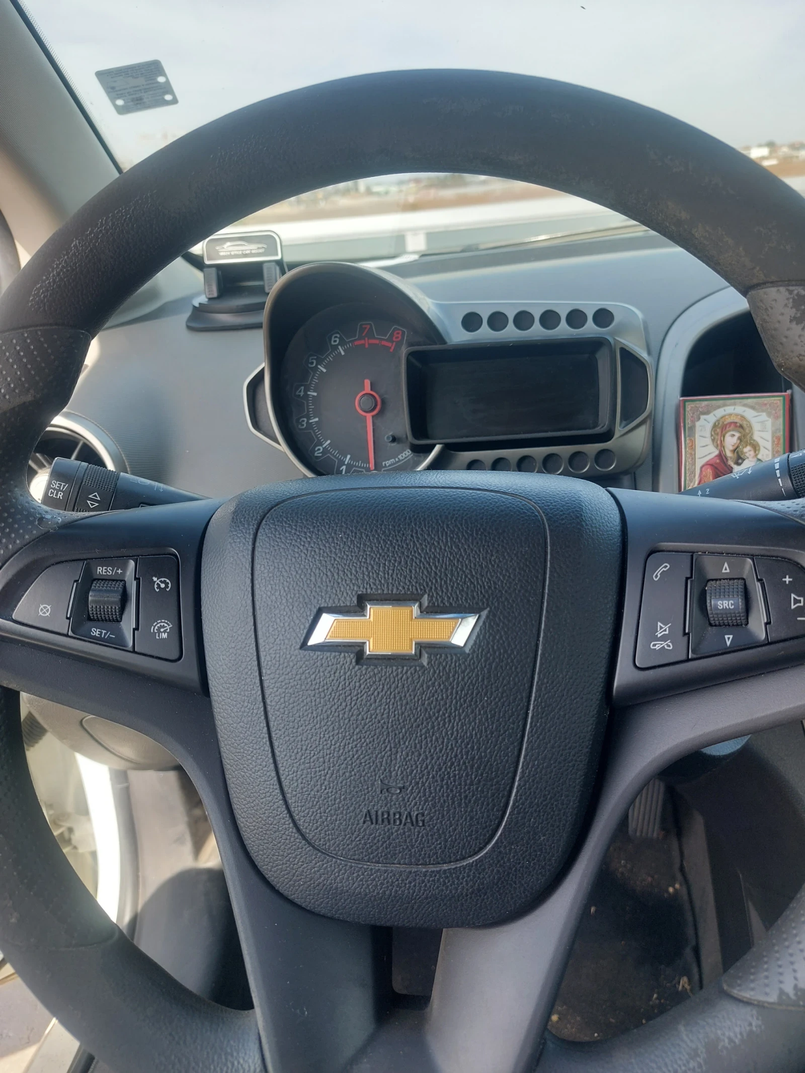 Chevrolet Aveo, снимка 8 - Автомобили и джипове - 56413380