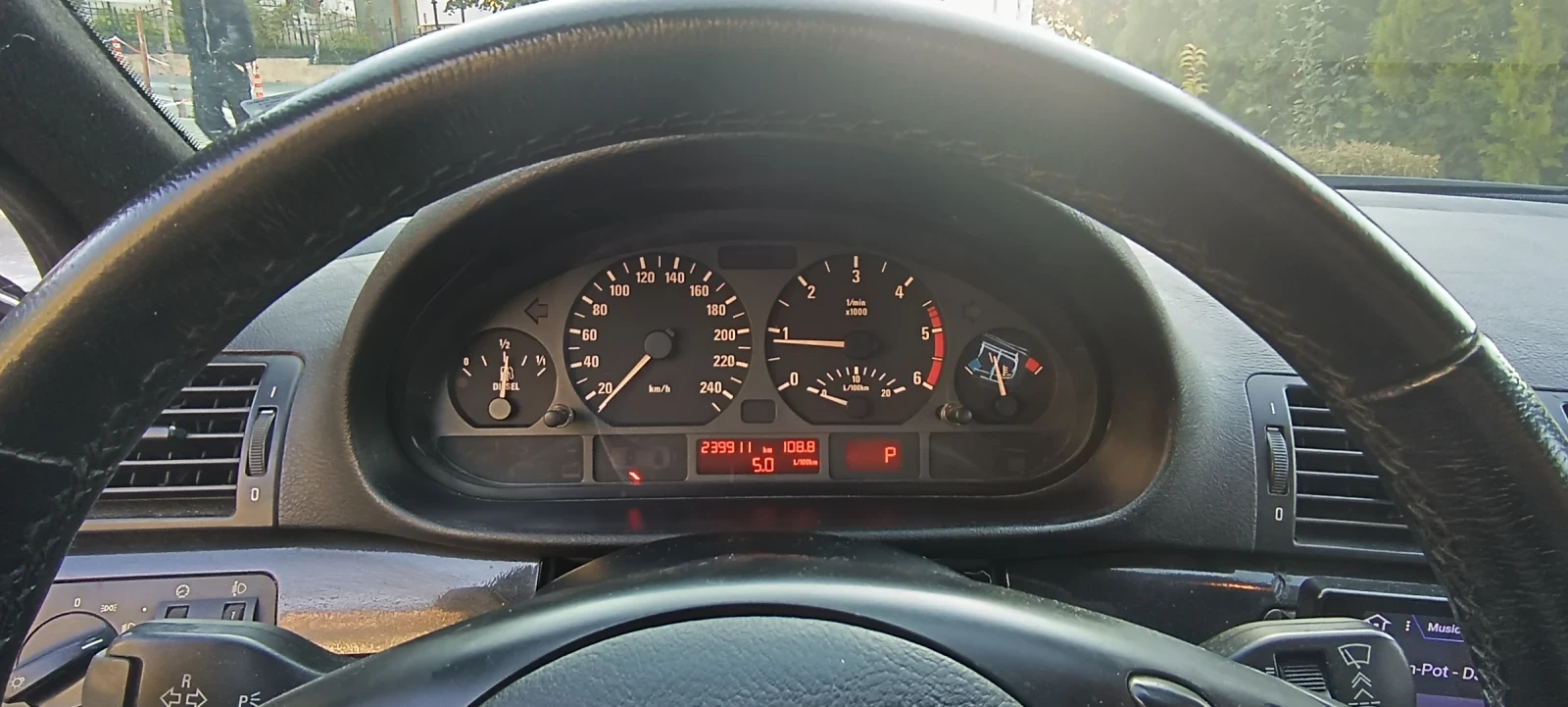 BMW 320 2.0 дизел, снимка 8 - Автомобили и джипове - 56439414