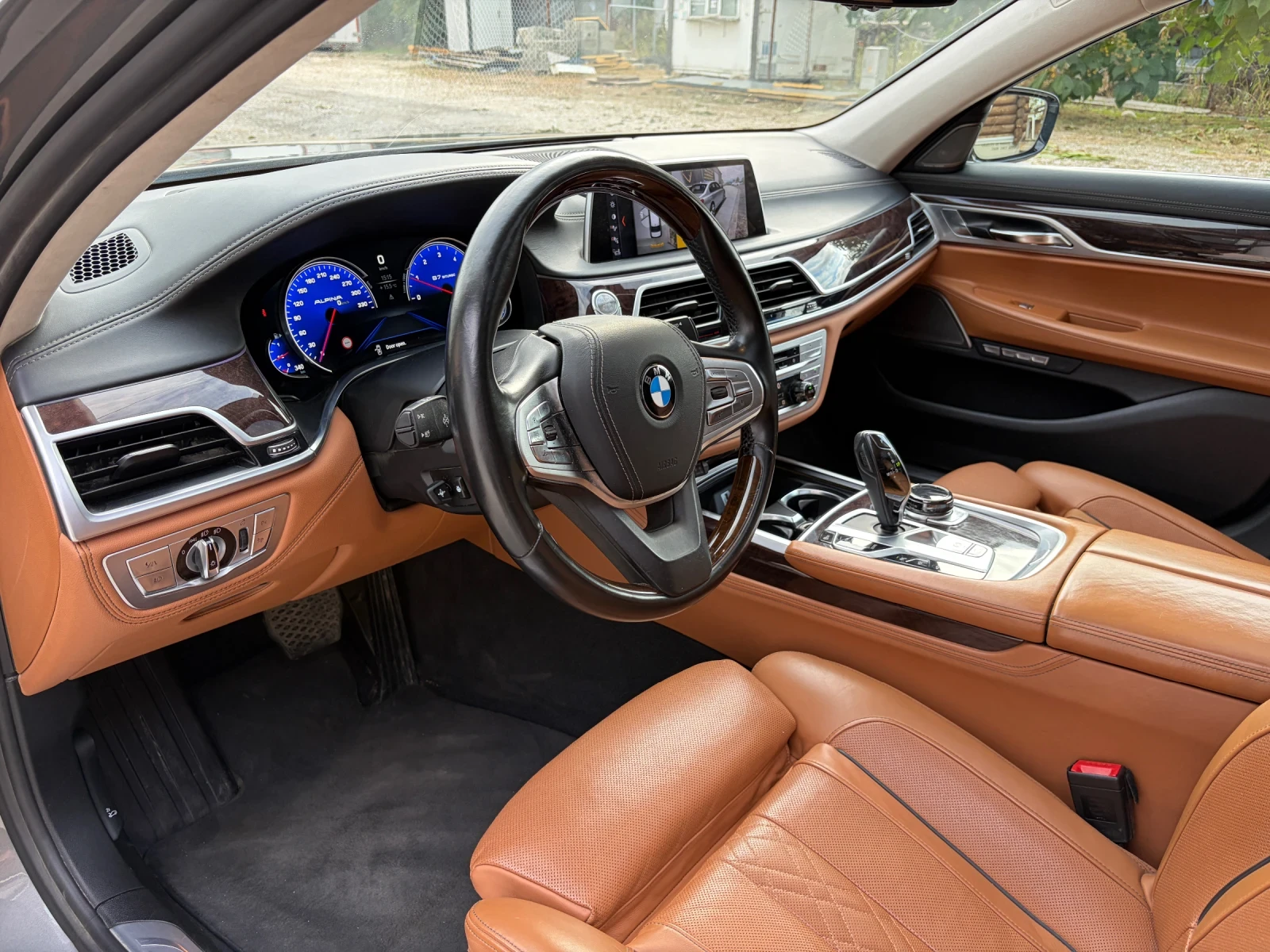 BMW 740 Li xDrive, снимка 9 - Автомобили и джипове - 56710840