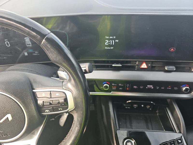 Kia Sportage Hybrid EX, снимка 12 - Автомобили и джипове - 53241817