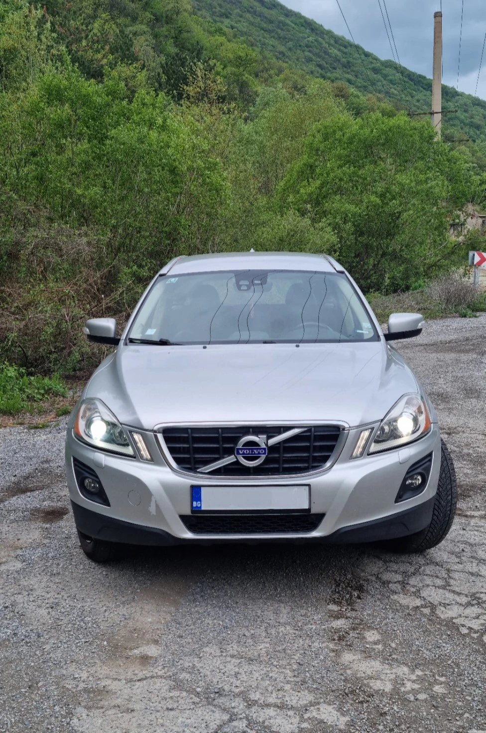 Volvo XC60 2.4 D5 AWD - изображение 7