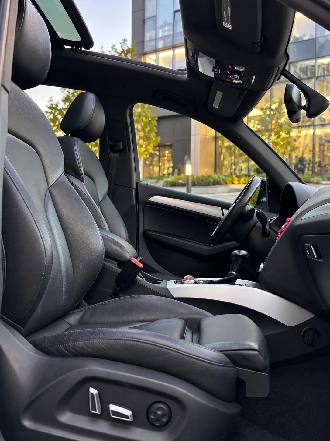 Audi Q5 S line, снимка 15 - Автомобили и джипове - 56388880