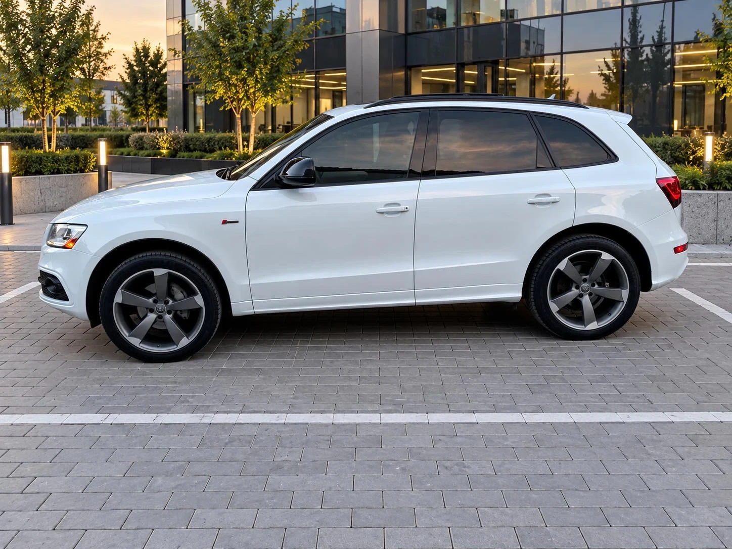 Audi Q5 S line, снимка 7 - Автомобили и джипове - 56388880