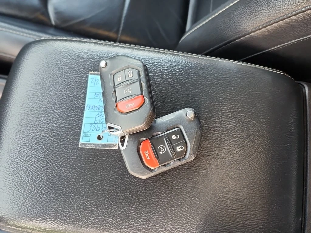 Jeep Wrangler * SAHARA *  *    | Mobile.bg   8