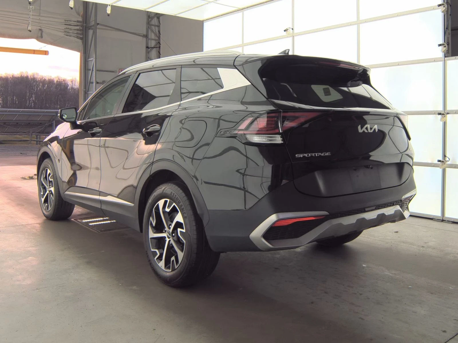 Kia Sportage Hybrid EX - изображение 6