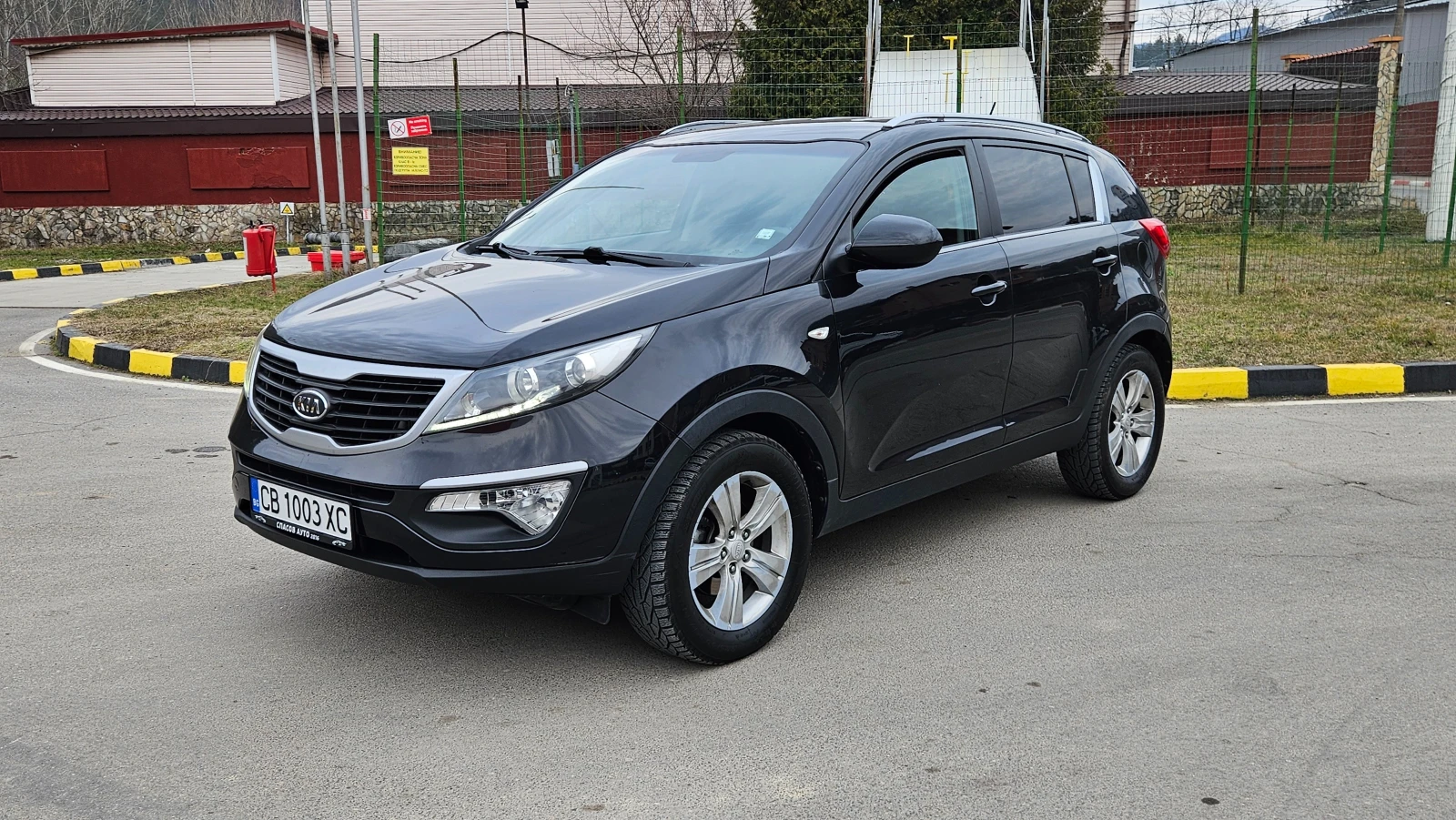 Kia Sportage 1.7 Crdi NAVIG/KOJA/KLIMA/6skorosti - изображение 2