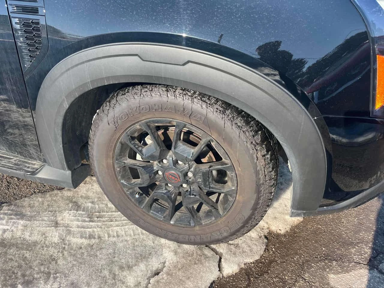 Nissan Armada * PRO 4X * CARFAX * KEYLESS * 360 КАМЕРИ, снимка 7 - Автомобили и джипове - 53953820