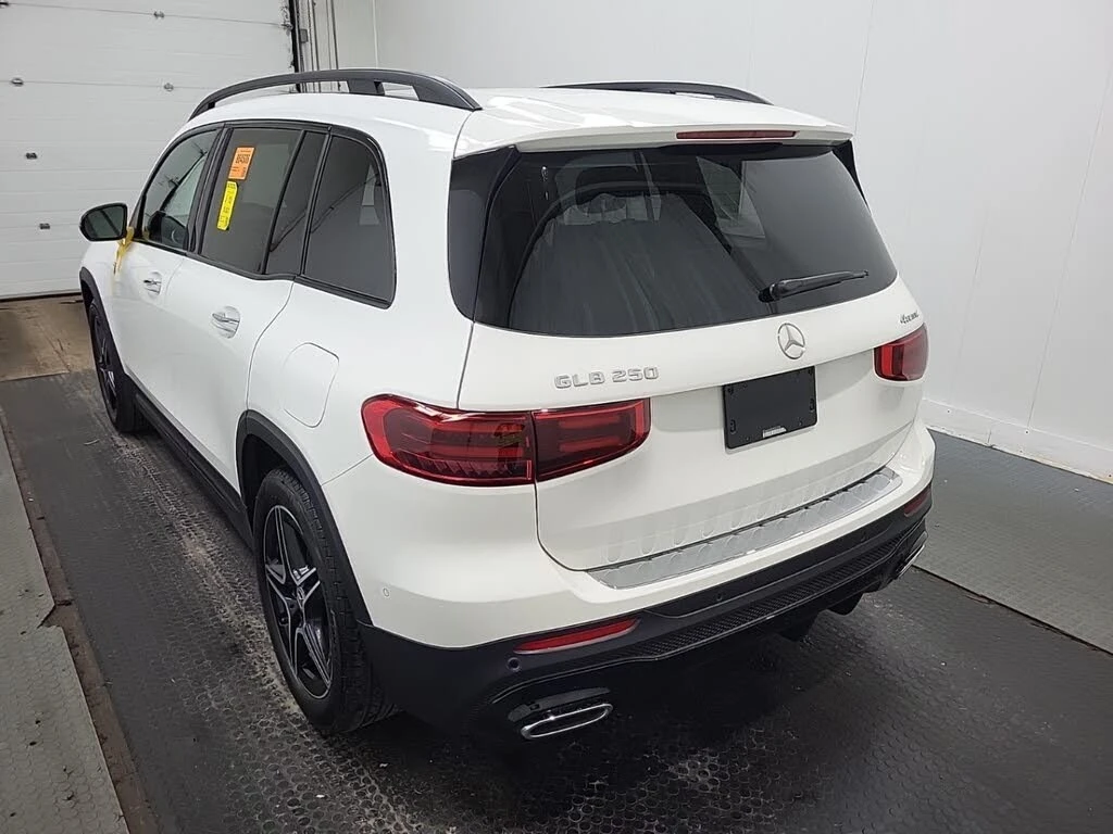 Mercedes-Benz GLB 250 4MATIC* АвтоКредит* (Цена до БГ) , снимка 6 - Автомобили и джипове - 54212993