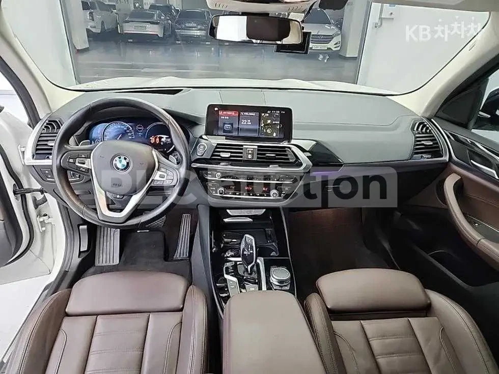 BMW X3 20d xDrive| КАМЕРА| ПАНО| HEADS UP| ВКЛ.ТЕХНОТЕСТ, снимка 2 - Автомобили и джипове - 54788782