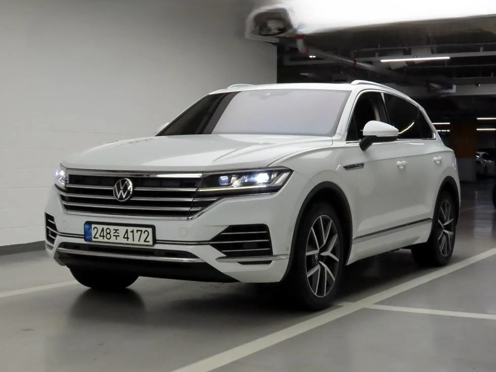VW Touareg Gen3 3.0 TDI Panorama/Disitron/Обдухване, снимка 2 - Автомобили и джипове - 55088914