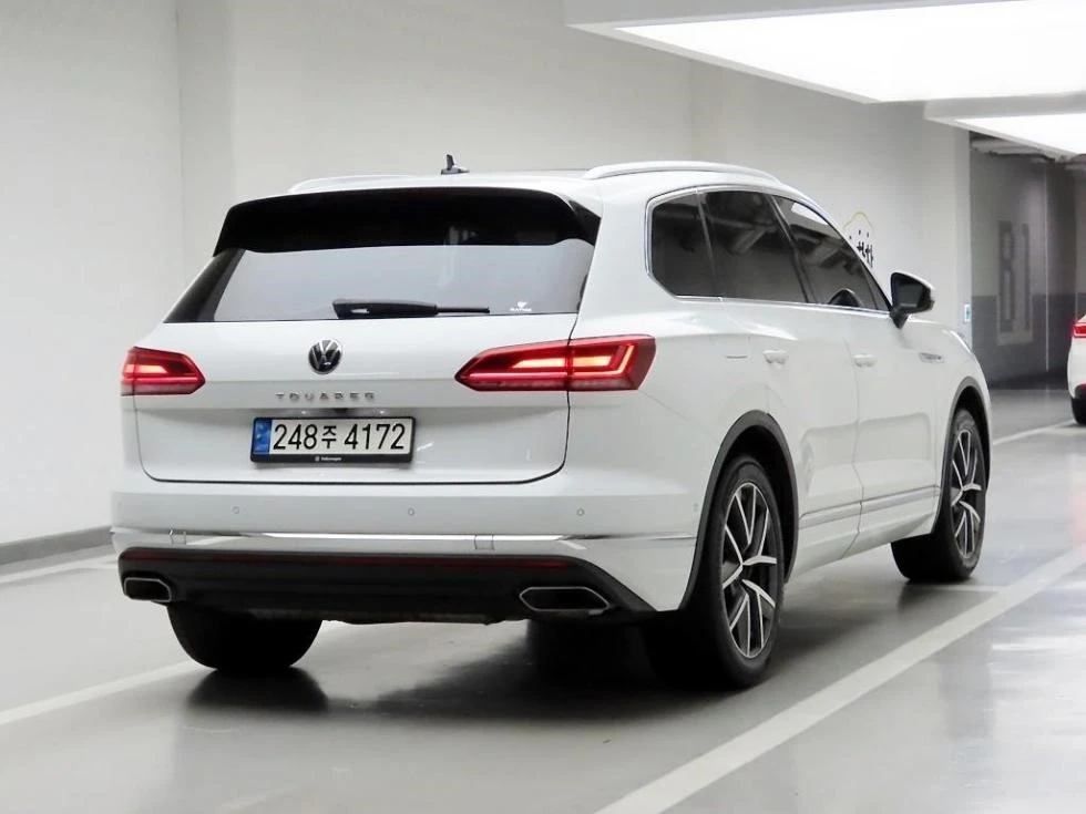 VW Touareg Gen3 3.0 TDI Panorama/Disitron/Обдухване, снимка 4 - Автомобили и джипове - 55088914