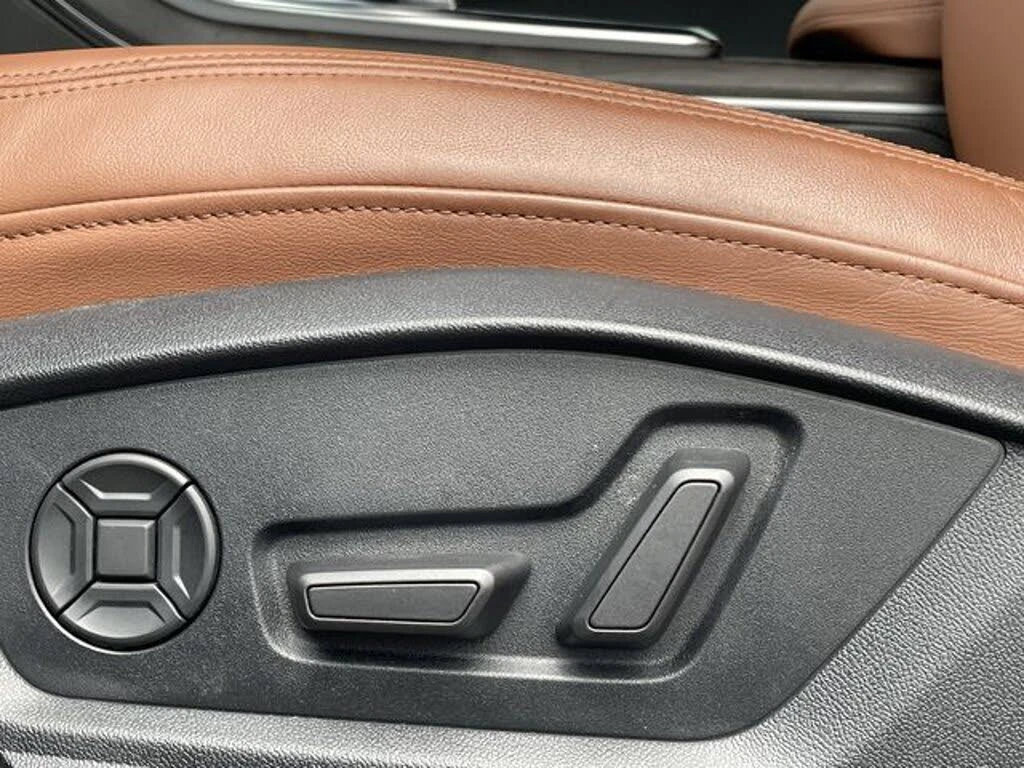 Audi Q8 55TFSI* MATRIX* S* LINE* ОБДУХВАНЕ* 360КАМЕРА* , снимка 12 - Автомобили и джипове - 55301715