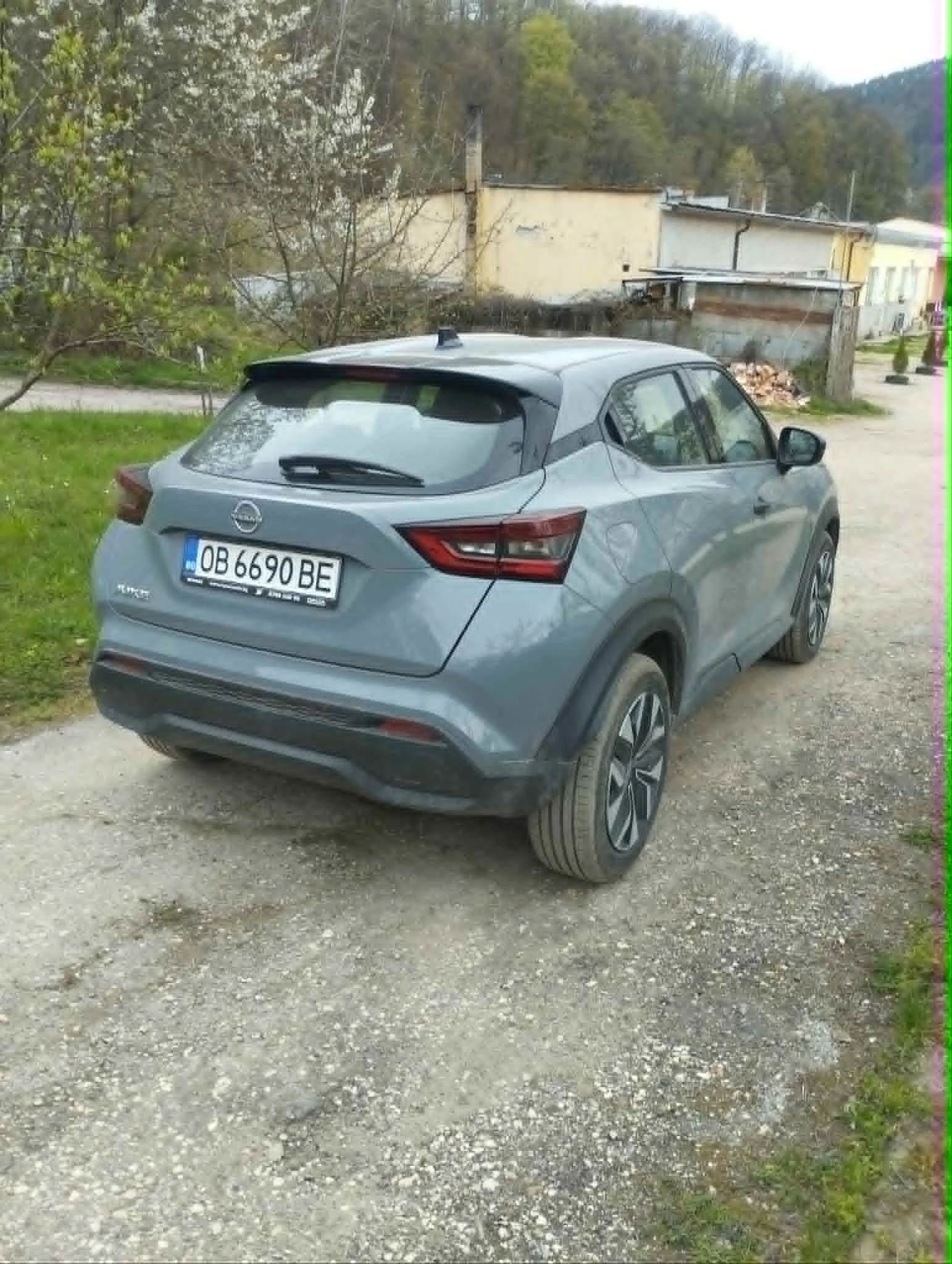 Nissan Juke, снимка 4 - Автомобили и джипове - 55415145