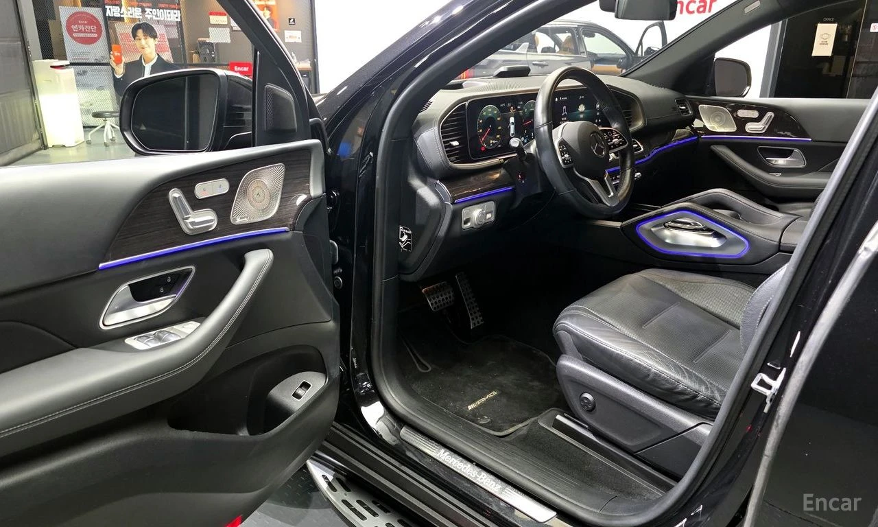 Mercedes-Benz GLE 400 ДИСТРОНИК * ОБДУХВАНЕ * HEAD-UP * BURMESTER, снимка 17 - Автомобили и джипове - 55421714