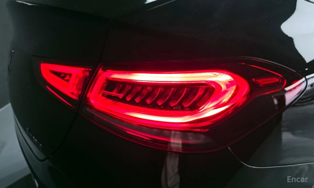 Mercedes-Benz GLE 400 ДИСТРОНИК * ОБДУХВАНЕ * HEAD-UP * BURMESTER, снимка 10 - Автомобили и джипове - 55421714