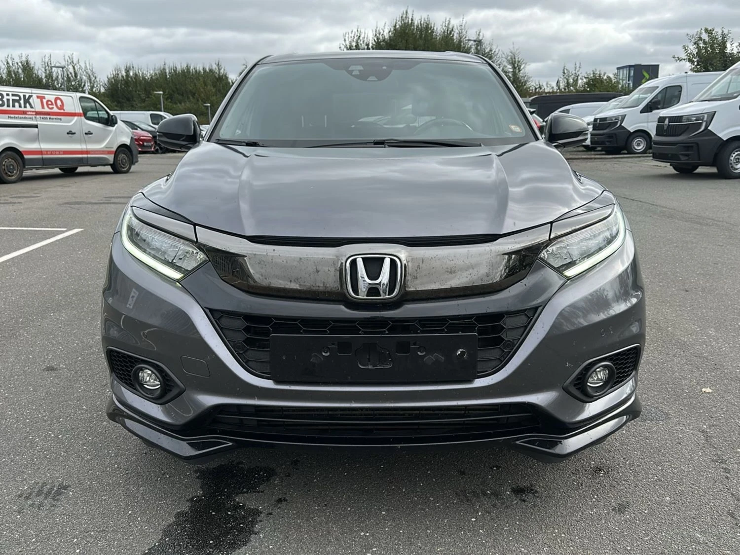 Honda Hr-v 1.5 Бензин, снимка 3 - Автомобили и джипове - 56113498