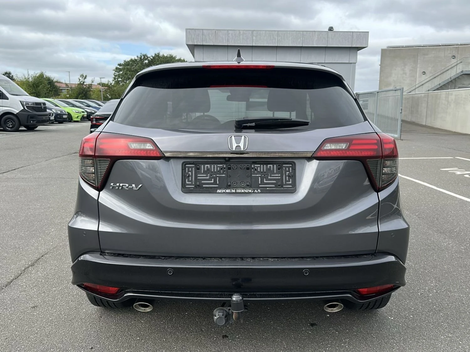 Honda Hr-v 1.5 Бензин, снимка 4 - Автомобили и джипове - 56113498