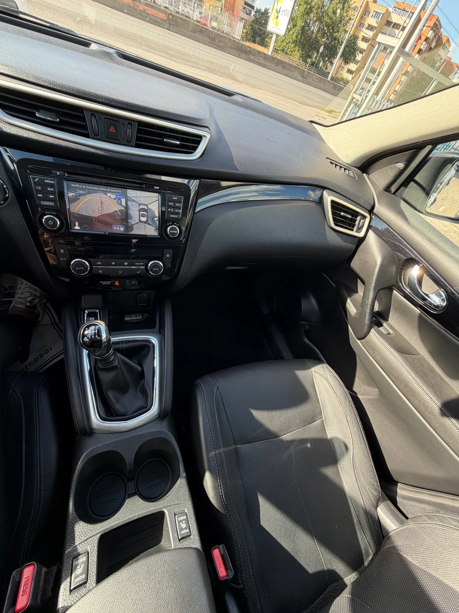 Nissan Qashqai, снимка 11 - Автомобили и джипове - 56289134