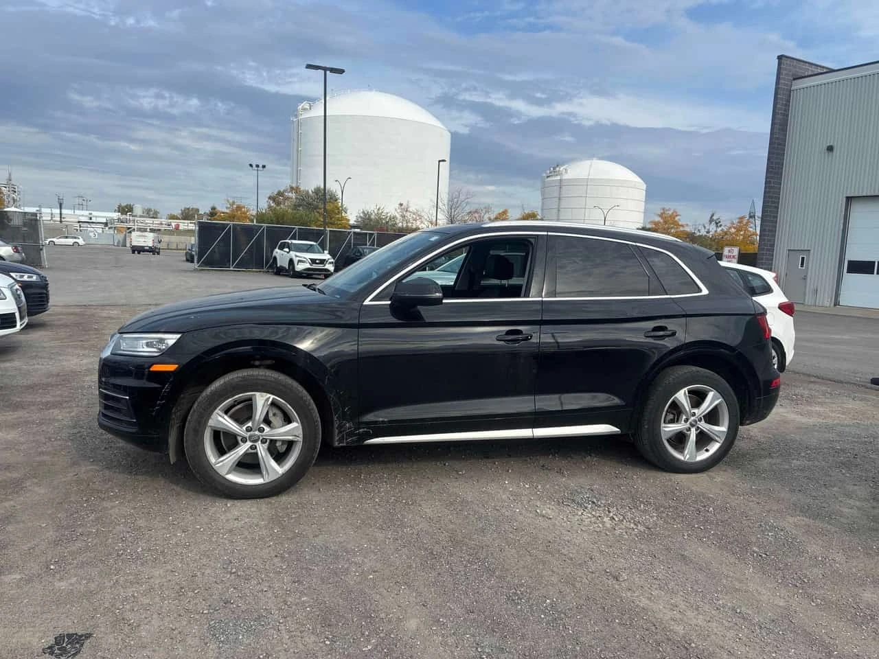 Audi Q5 * Progressiv * CARFAX * ���� �� �� | Mobile.bg � ����������� 3
