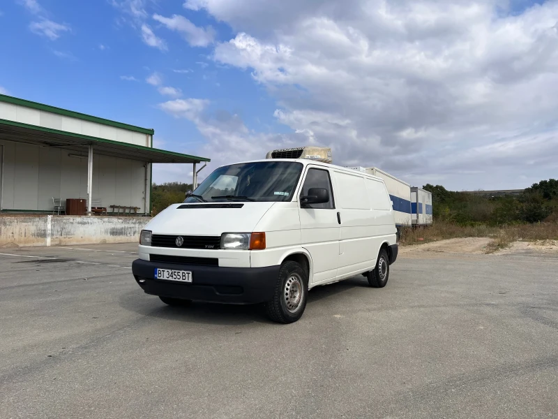 VW Transporter 2.5 TDI хладилен, снимка 1 - Бусове и автобуси - 47166015