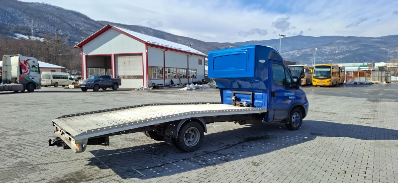 Iveco Daily 3.0HPI/* Специален* /, снимка 3 - Бусове и автобуси - 53400036