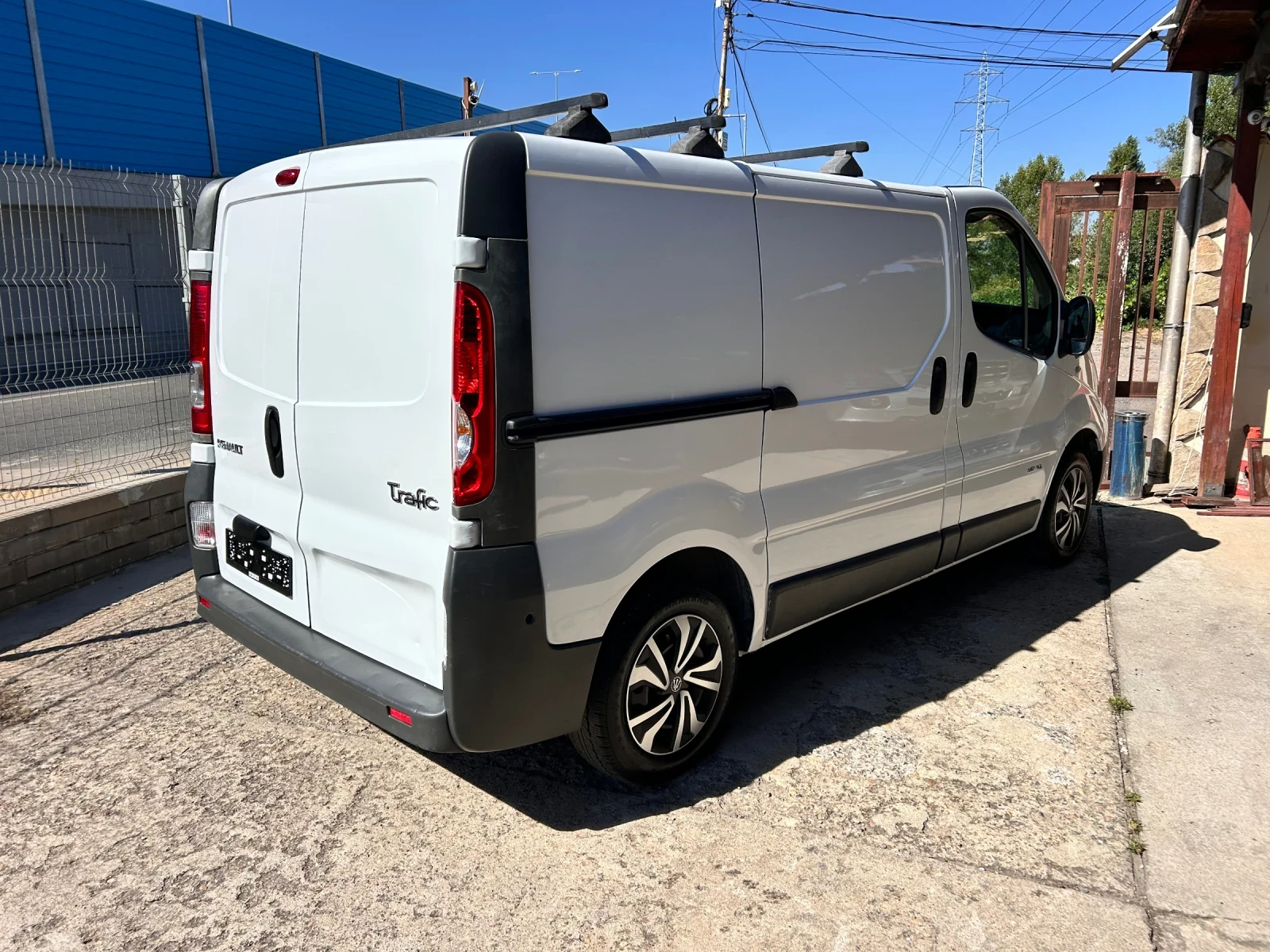 Renault Trafic 2.0dci ICE 115к.с, снимка 4 - Бусове и автобуси - 56015131