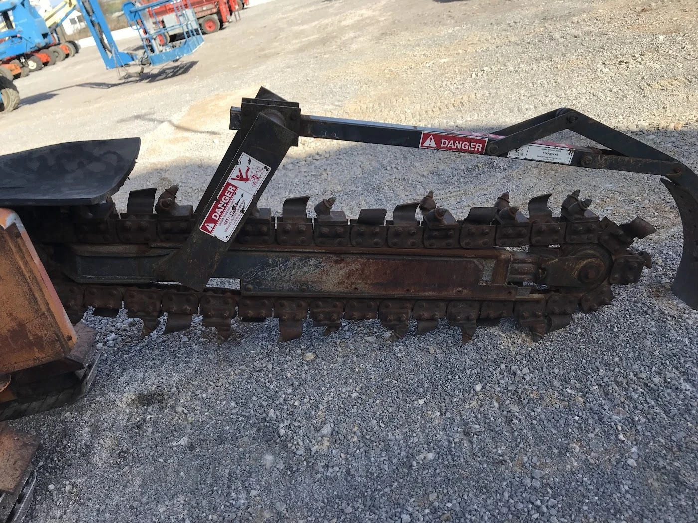      CASE-DAVIS TF700 | Mobile.bg   13