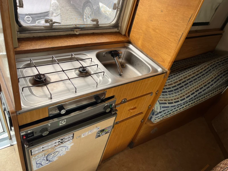 Кемпер Ford 2.5D LAIKA, снимка 10 - Каравани и кемпери - 50487338