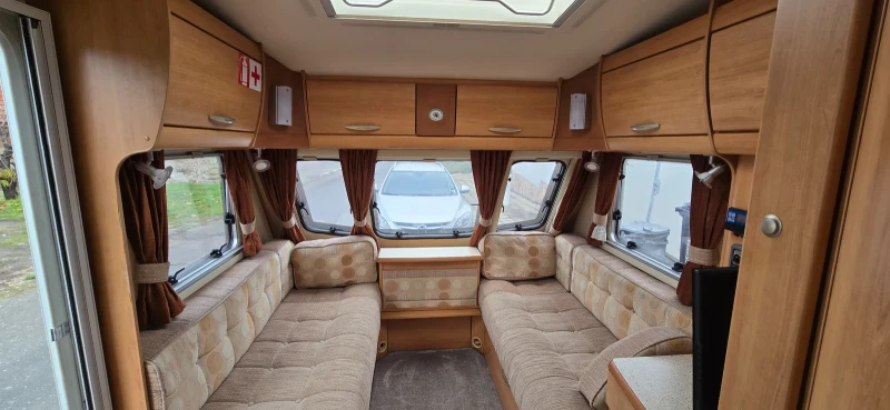 Каравана ABI Abbey-Baily, снимка 8 - Каравани и кемпери - 53060156