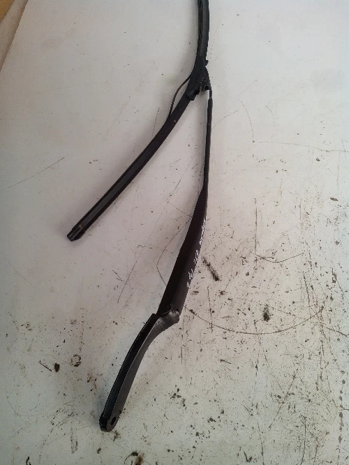 Предно ляво рамо чистачка за Рено Лагуна хечбек