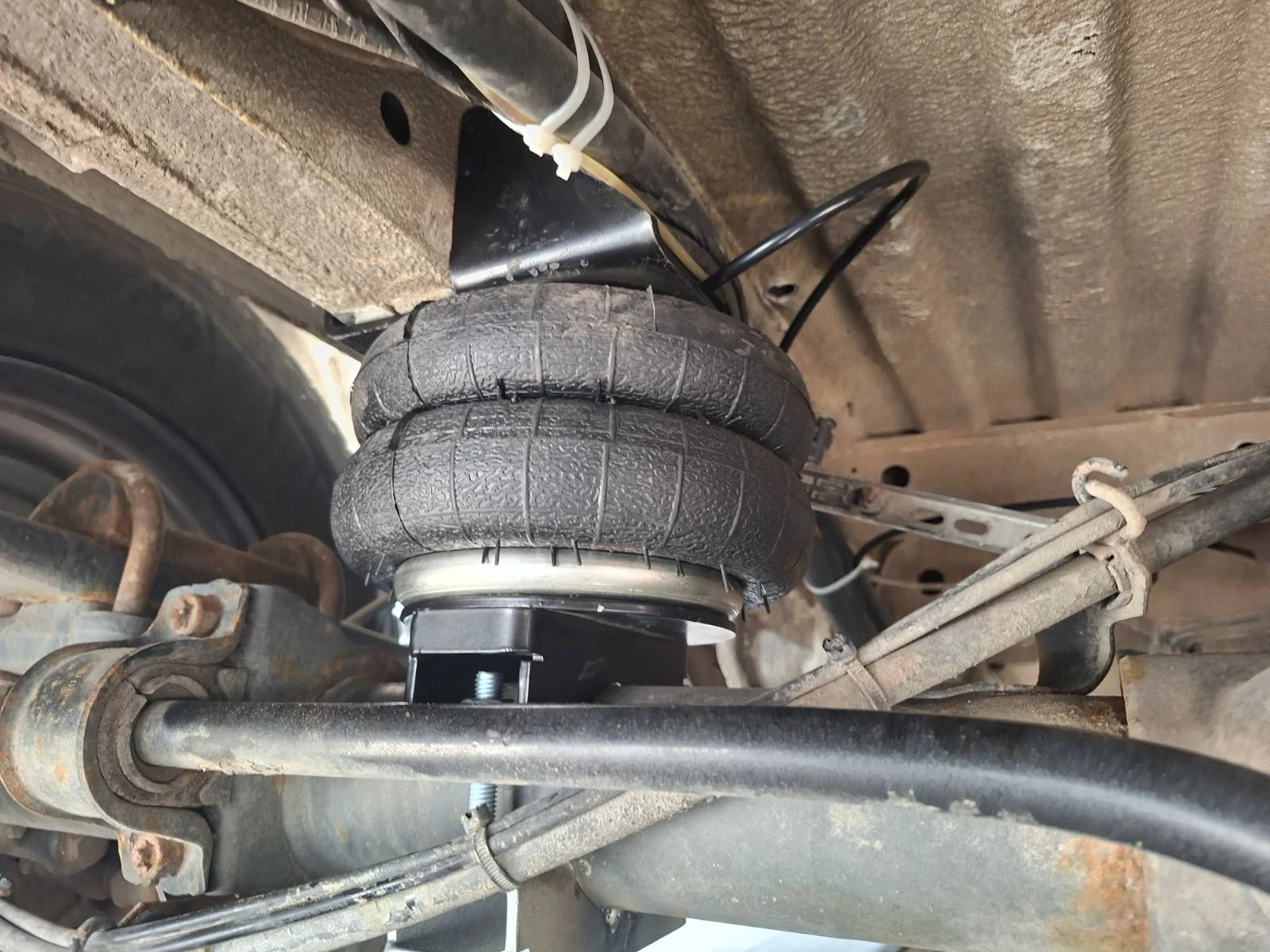 0884333269 Mercedes-Benz Sprinter заден мост 90 мм шаси 70 мм с въздушни възглавници с монтаж 560 ев