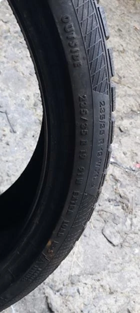 Гуми Зимни 235/35R19, снимка 7