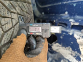 Гуми Зимни 235/55R17, снимка 7