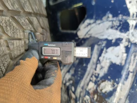 Гуми Зимни 235/55R17, снимка 8
